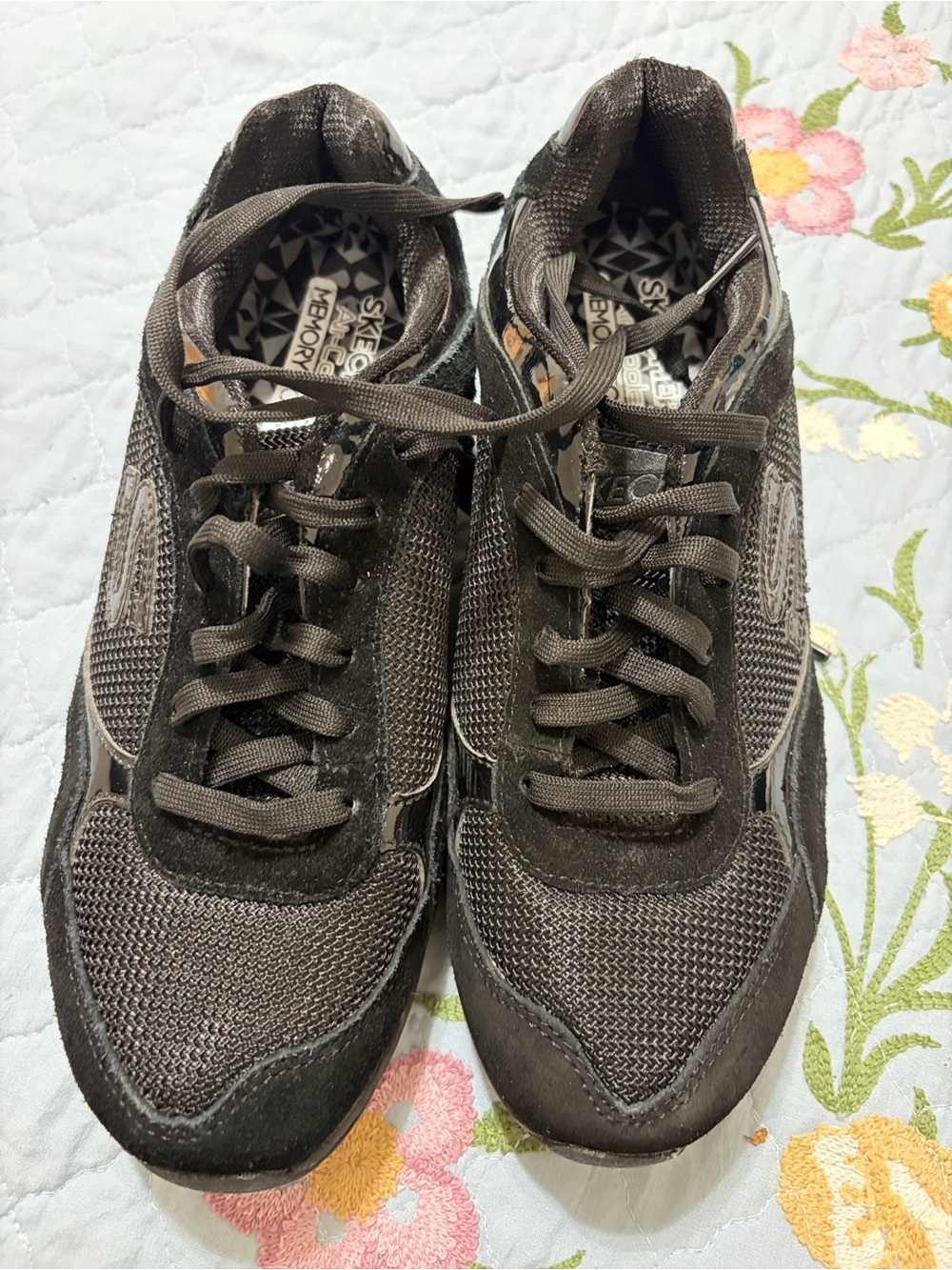 Skechers NWOT Women’s  Black Memory Foam Casual Sneakers No Box Size 8 1/2